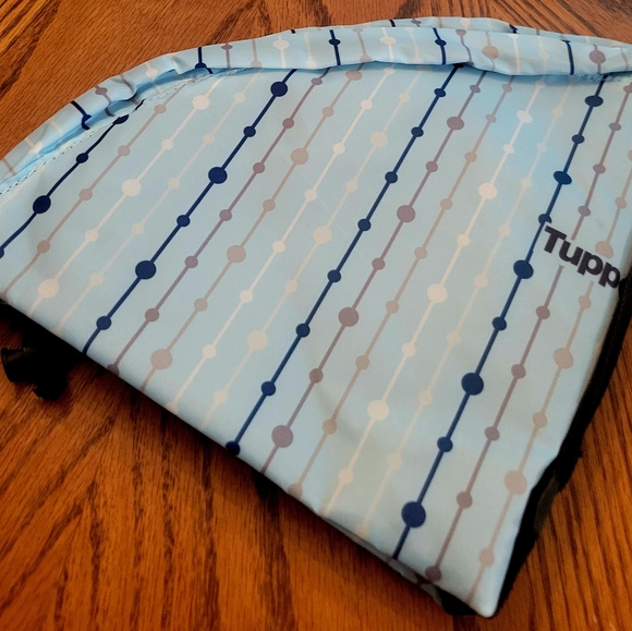 Tupperware Drawstring Pouch - Picture 5 of 5